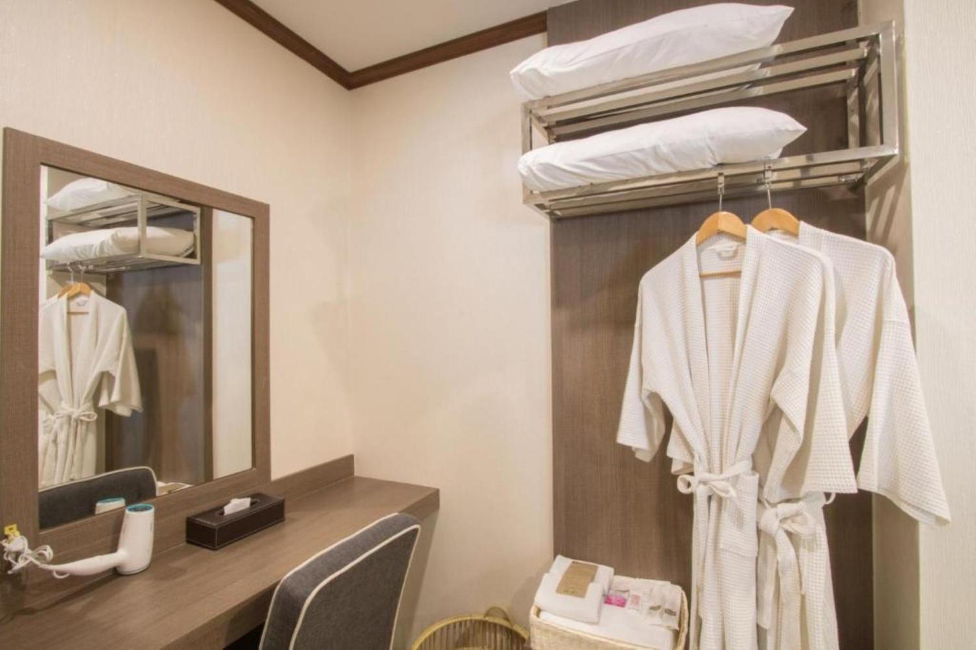 Nim See Seng Hotel, Chiang Mai
